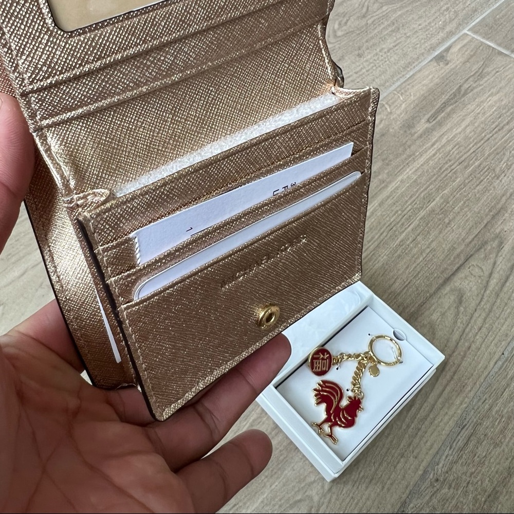 MICHAEL KORS JET SET WALLET - Picture 11 of 11